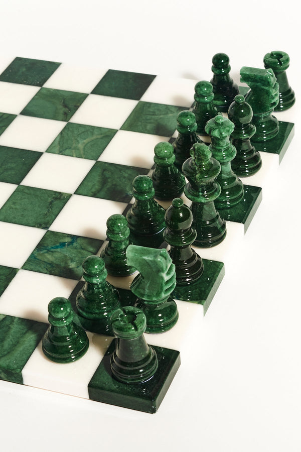 Forest Green/White Large Italian Alabaster Chess Set