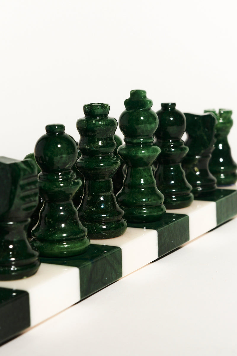 Italian Forest Green/White Small Alabaster Chess Set